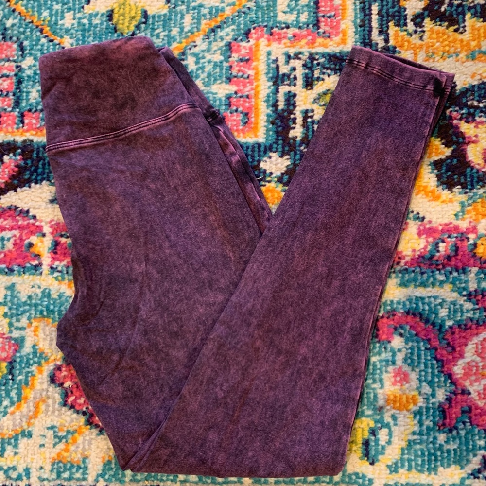 Stonewashed High Waisted Leggings - Fuscia